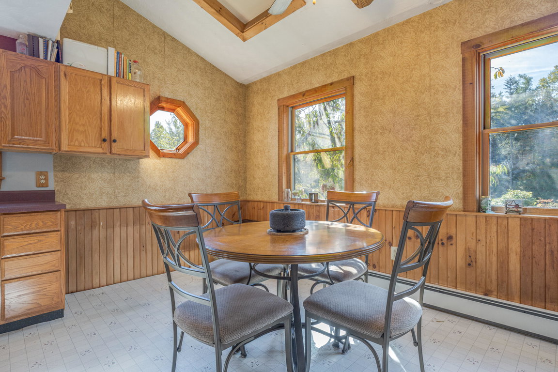 28-219 Eggomoggin Road-DTP