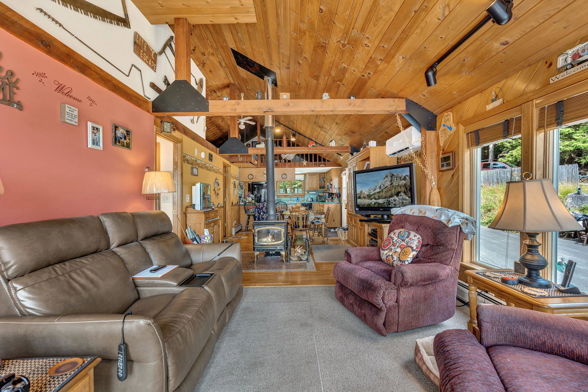 46-web-or-mls-293-scotts-neck-rd