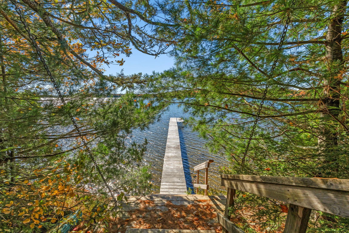 41-web-or-mls-25-dickens-farm-rd