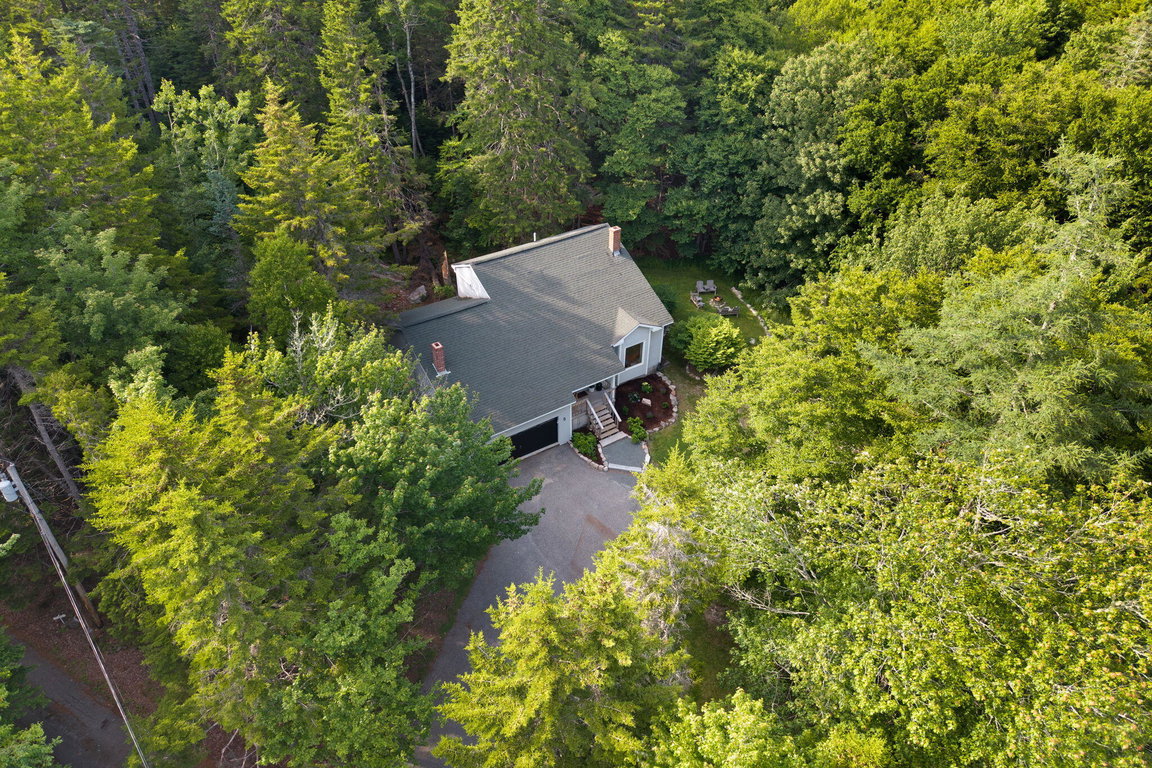 5 Cedar Hill Rd