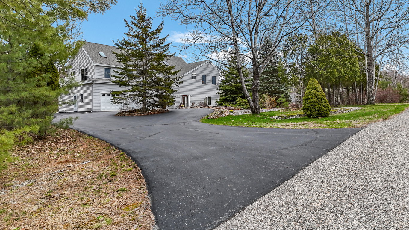 14 Cal Vista Drive Dayton