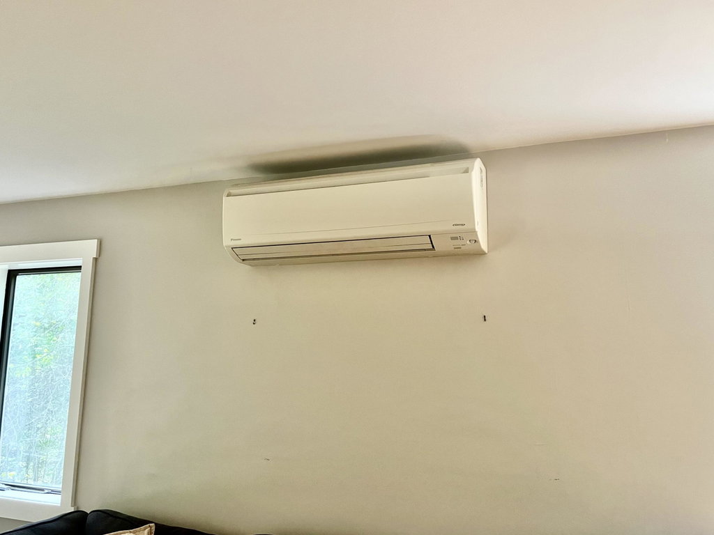 Heat pump in living room