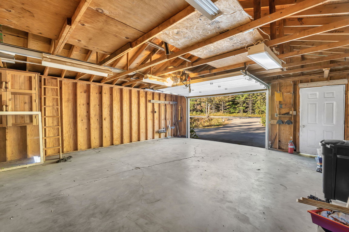 41-web-or-mls-736-eagle-lake-rd