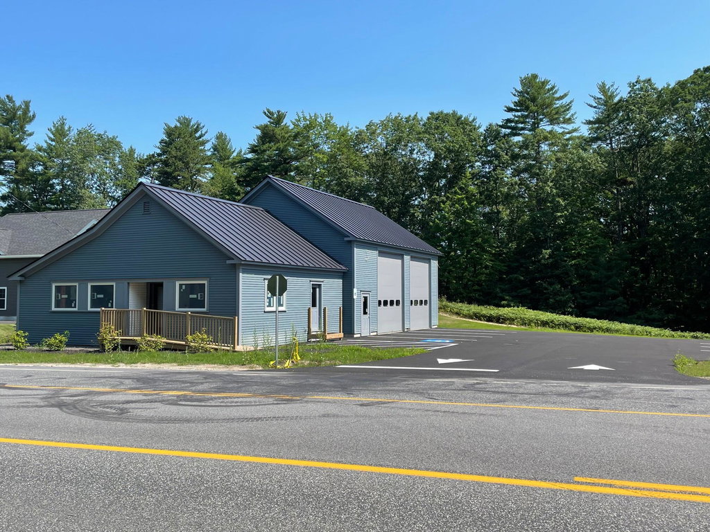 989 Roosevelt Trail Windham