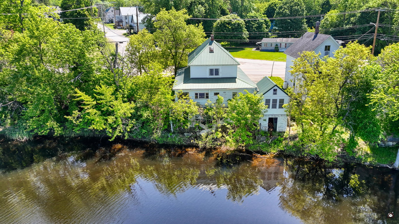 104 Madawaska Avenue Pittsfield