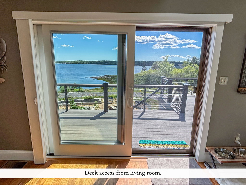 Cottage Living Room (1), label
