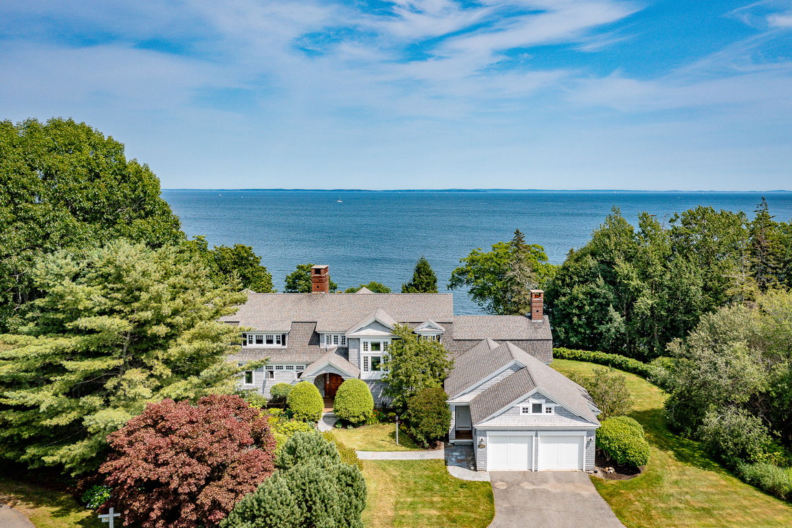 30 Eastward  Rockport