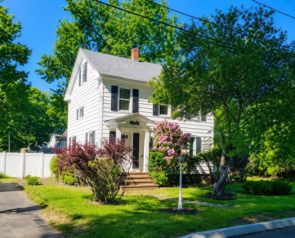 19 Beechwood Avenue Westbrook