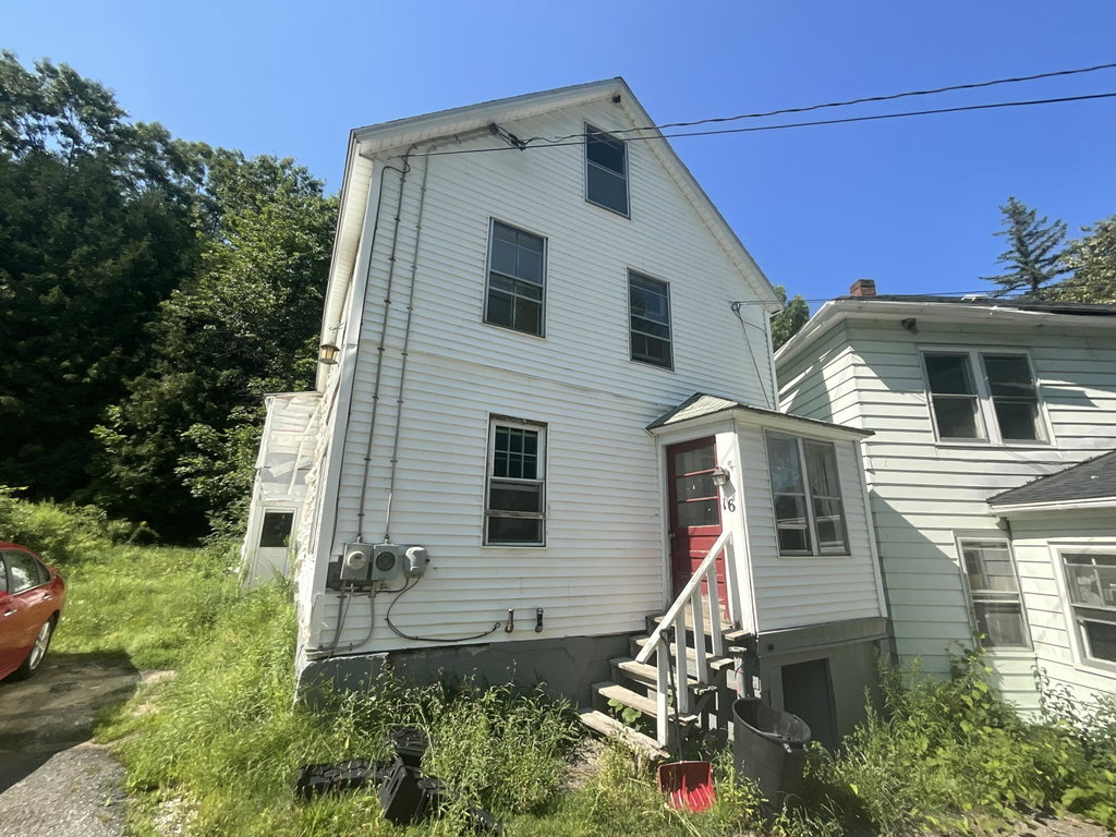 16 Backfield Road Rumford