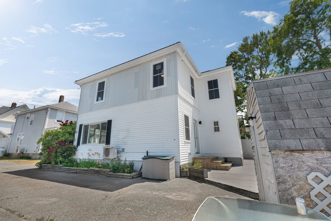 32-web-or-mls-54-greeley-ave