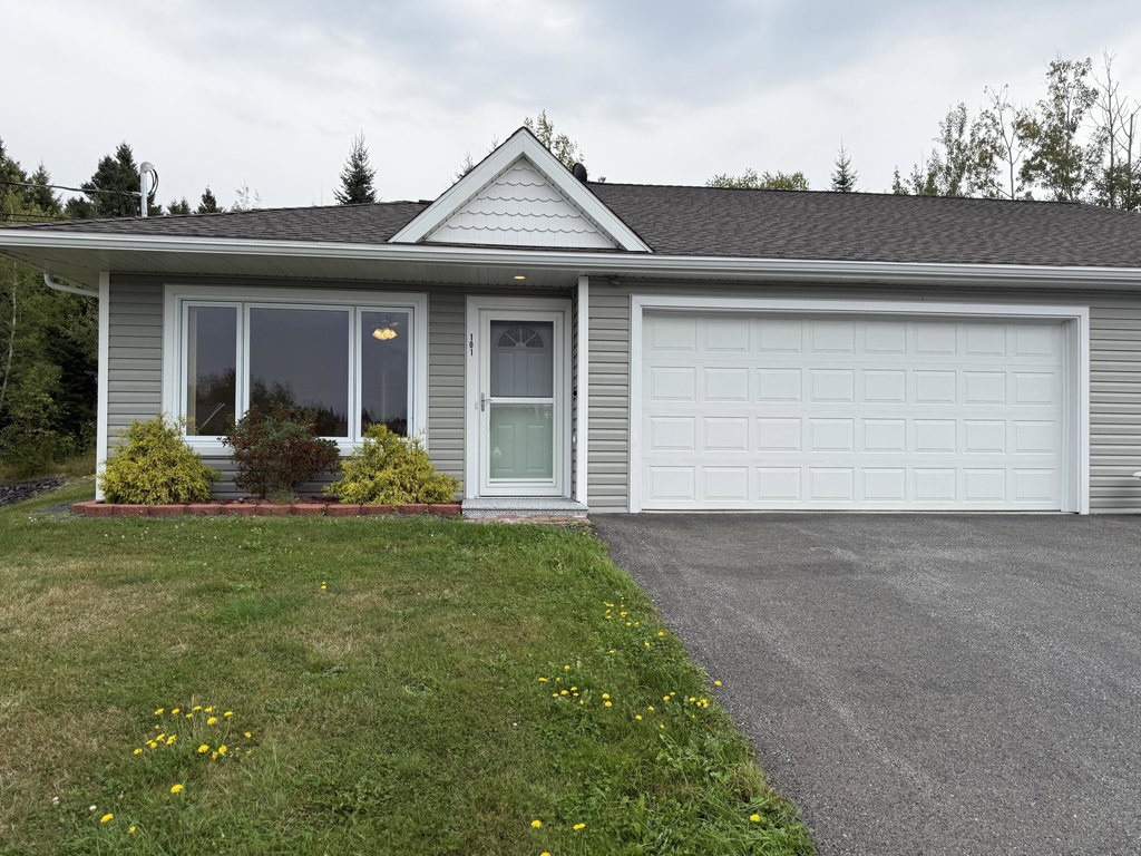 308 19th Avenue Madawaska