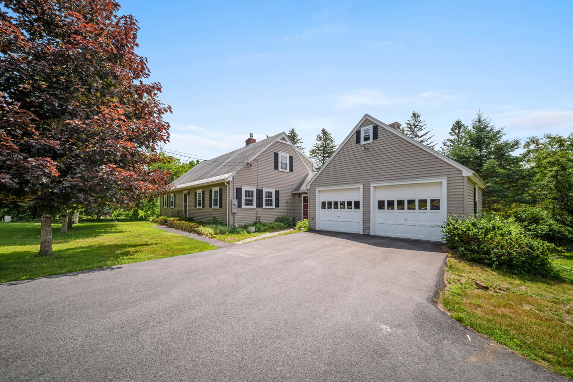 157 Old Road Eliot