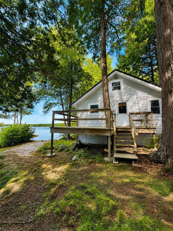 958 Old Ferry Road Hartland
