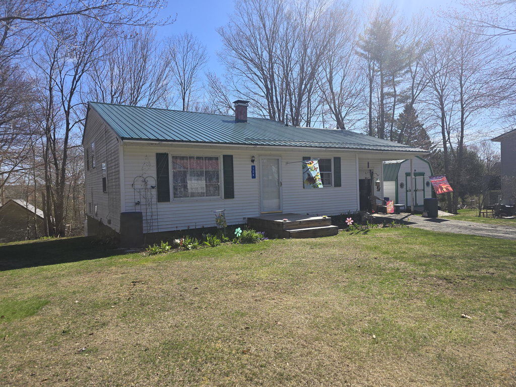 124 Broadway Street Baileyville