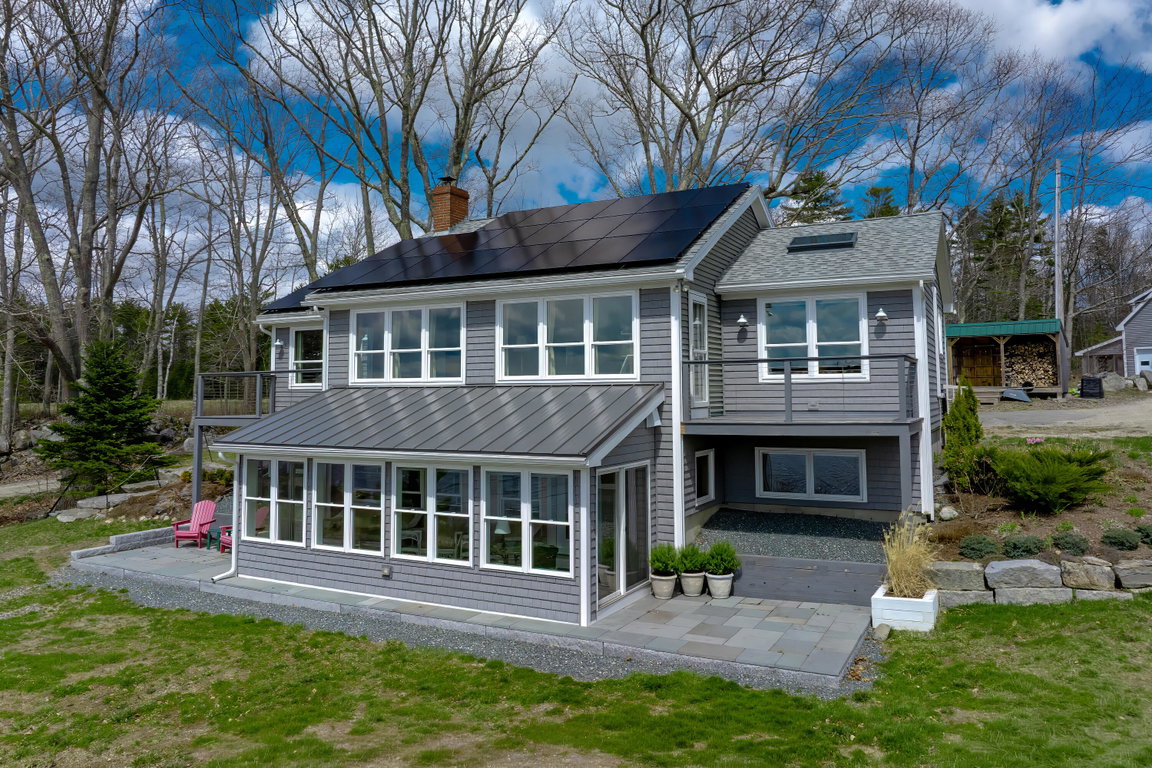 27 Town Landing Road Penobscot