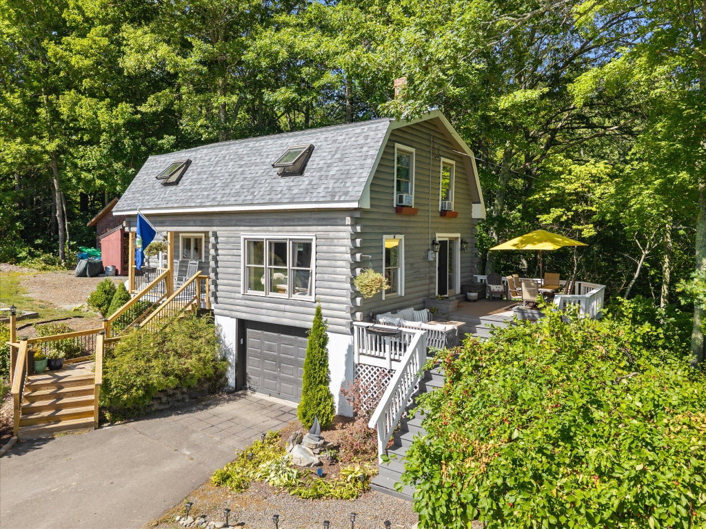 28 Baker Road Winterport