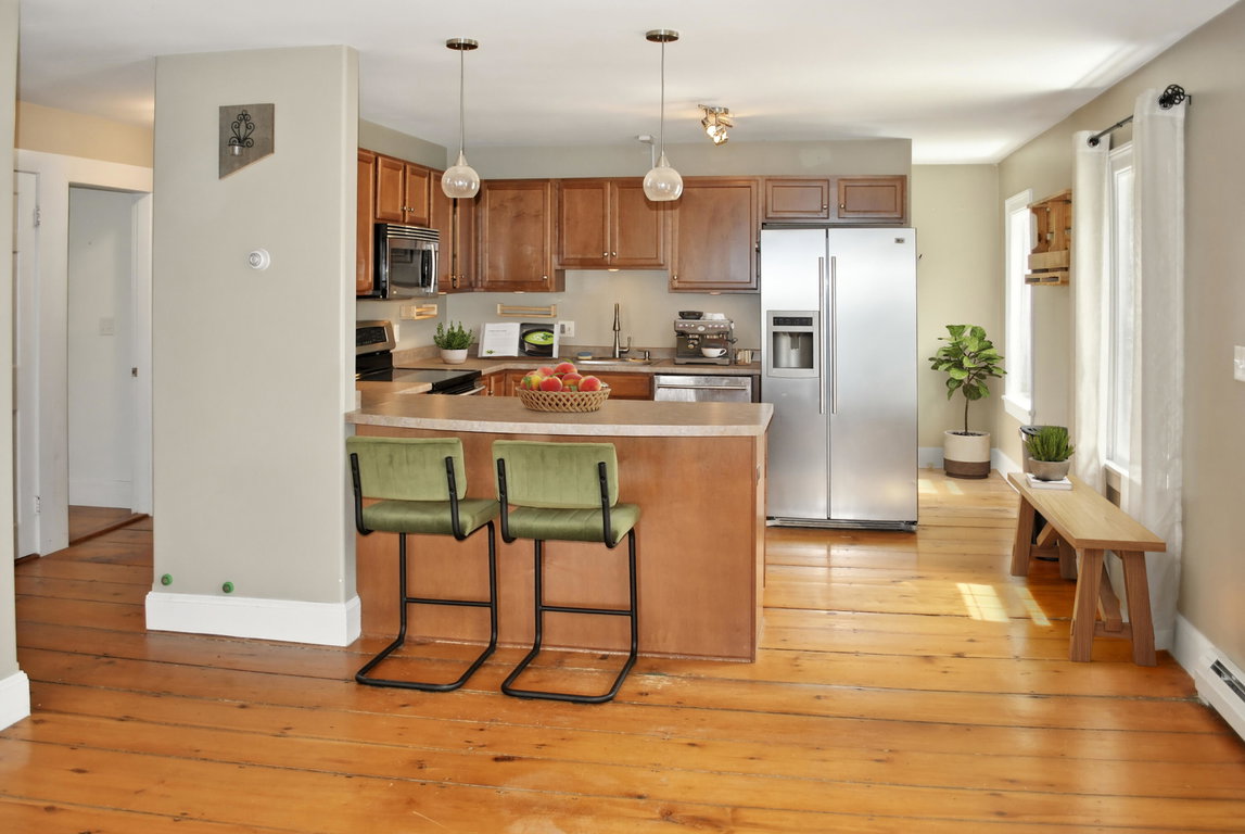 20 Oak Grove Avenue Bath