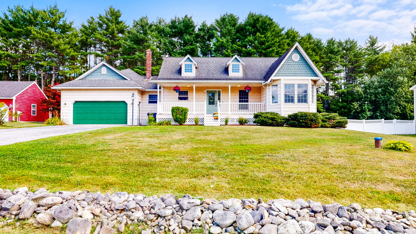 33 Waters Edge Drive Lewiston