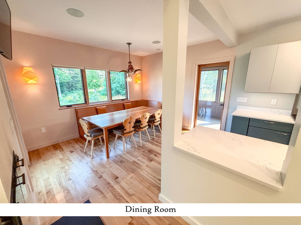 Dining Room (2), label