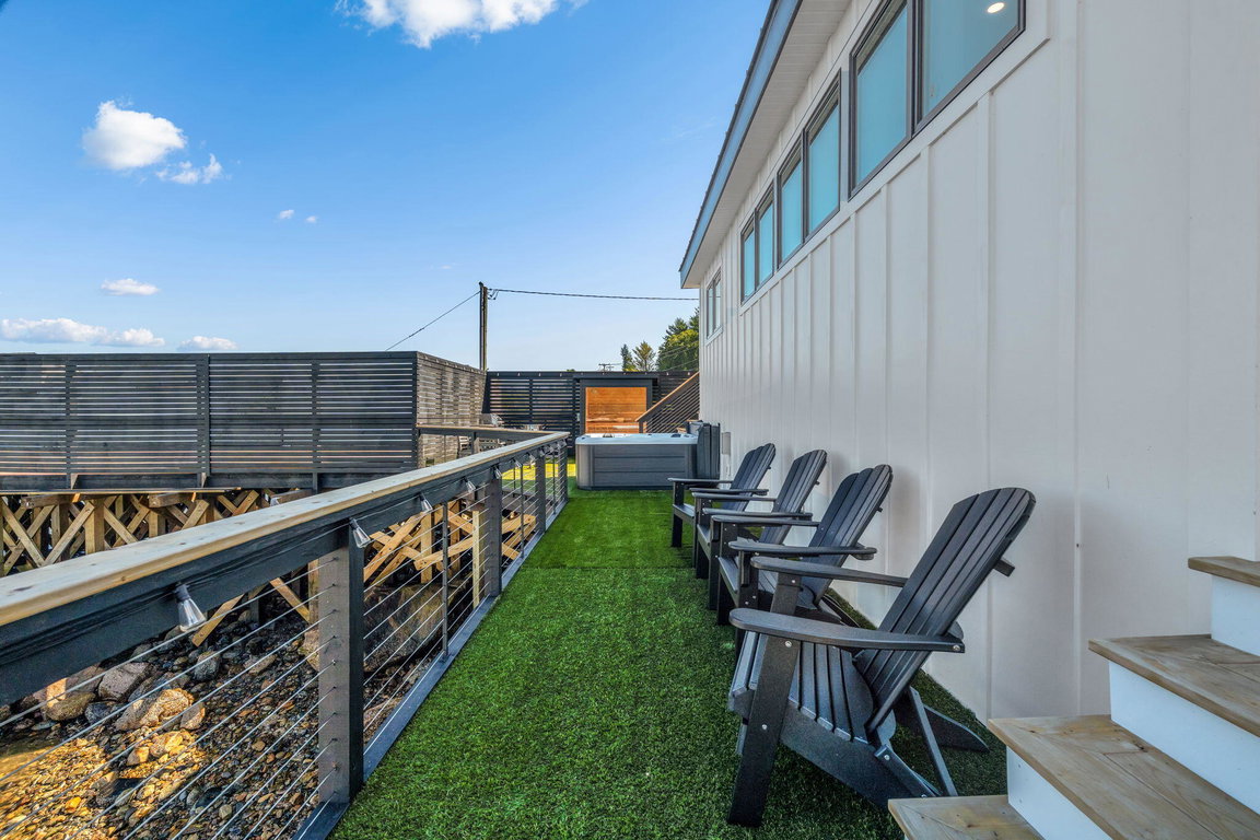 31-web-or-mls-178-main-st