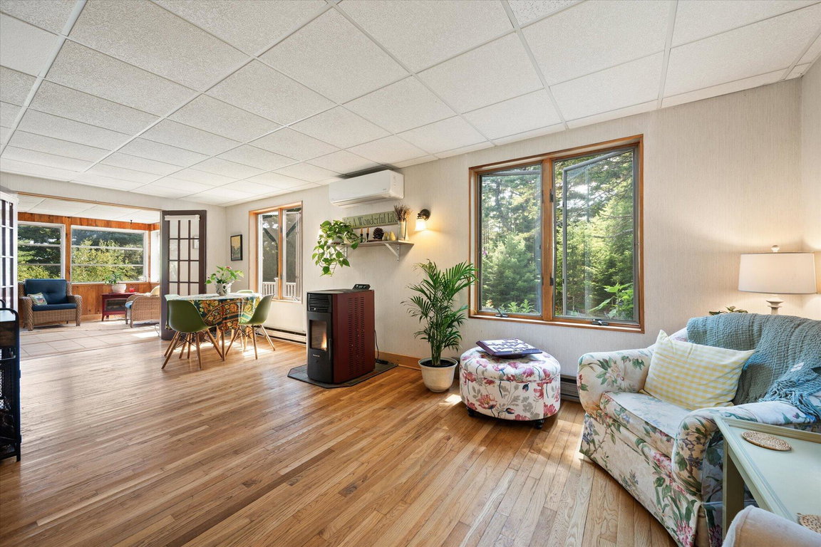 13-Living Room