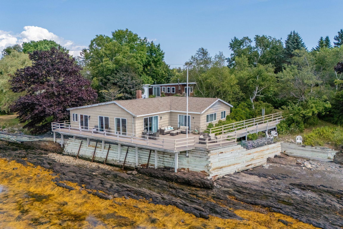 195 Beach Road Portland