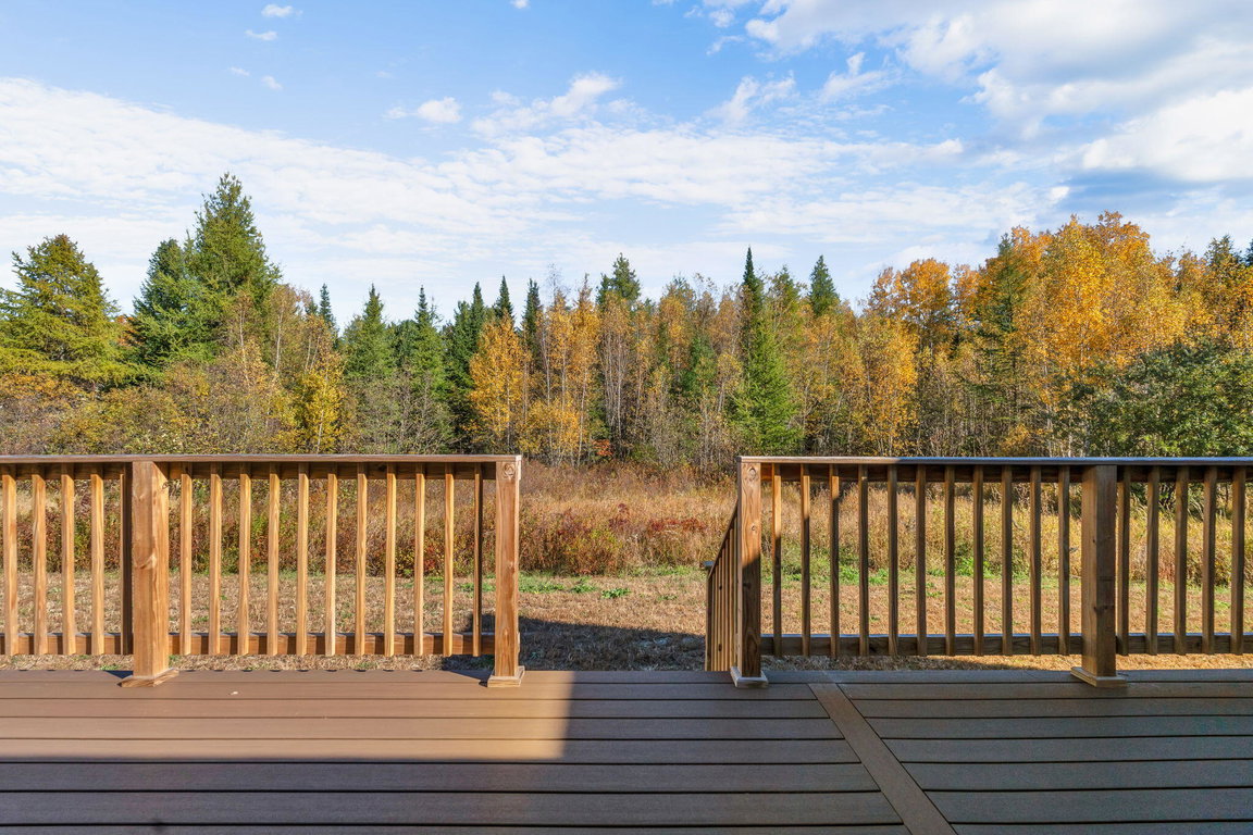 24-web-or-mls-1212-eastbrook-rd
