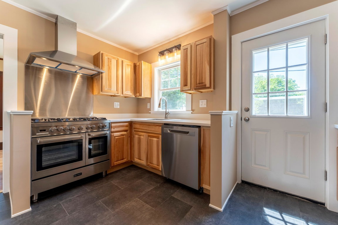 292Main_018