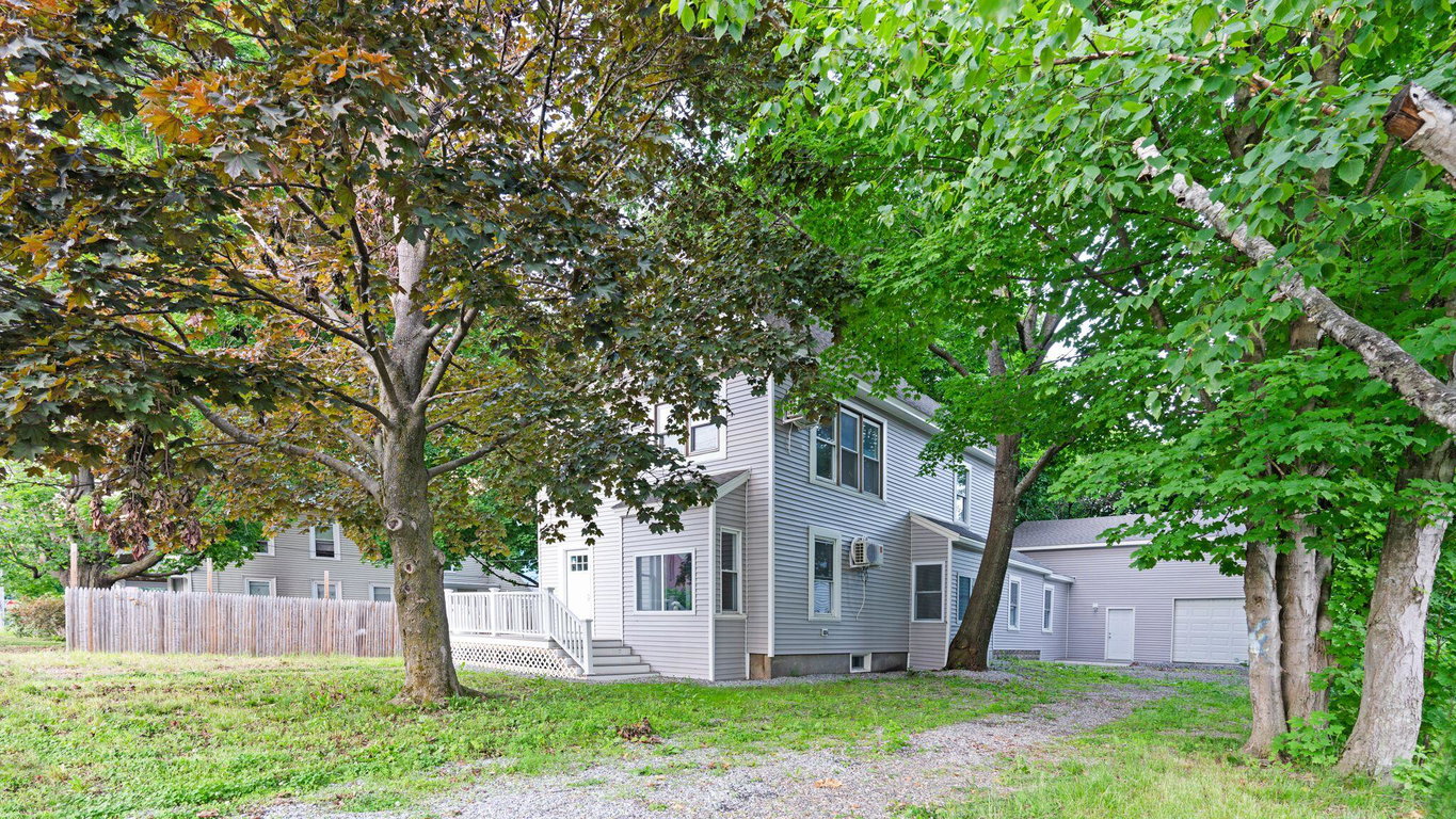 27 Church Street Livermore Falls