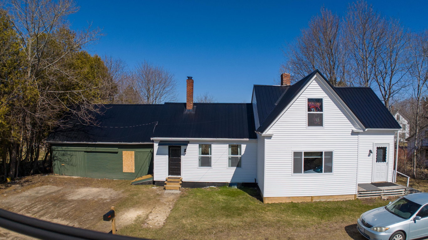 9 Allen Avenue Machias