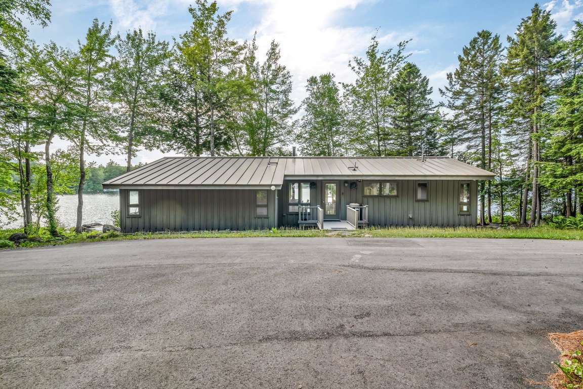 18-web-or-mls-194-branchview-dr
