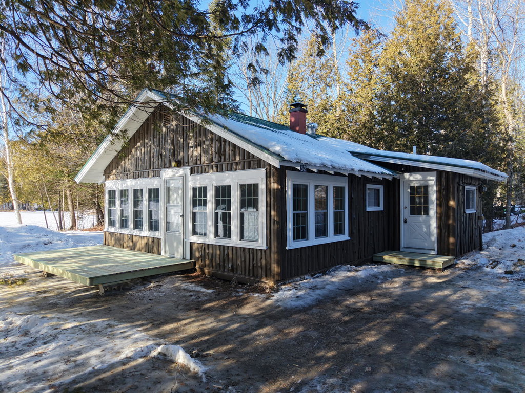 52 East Conroy Lake Road Monticello