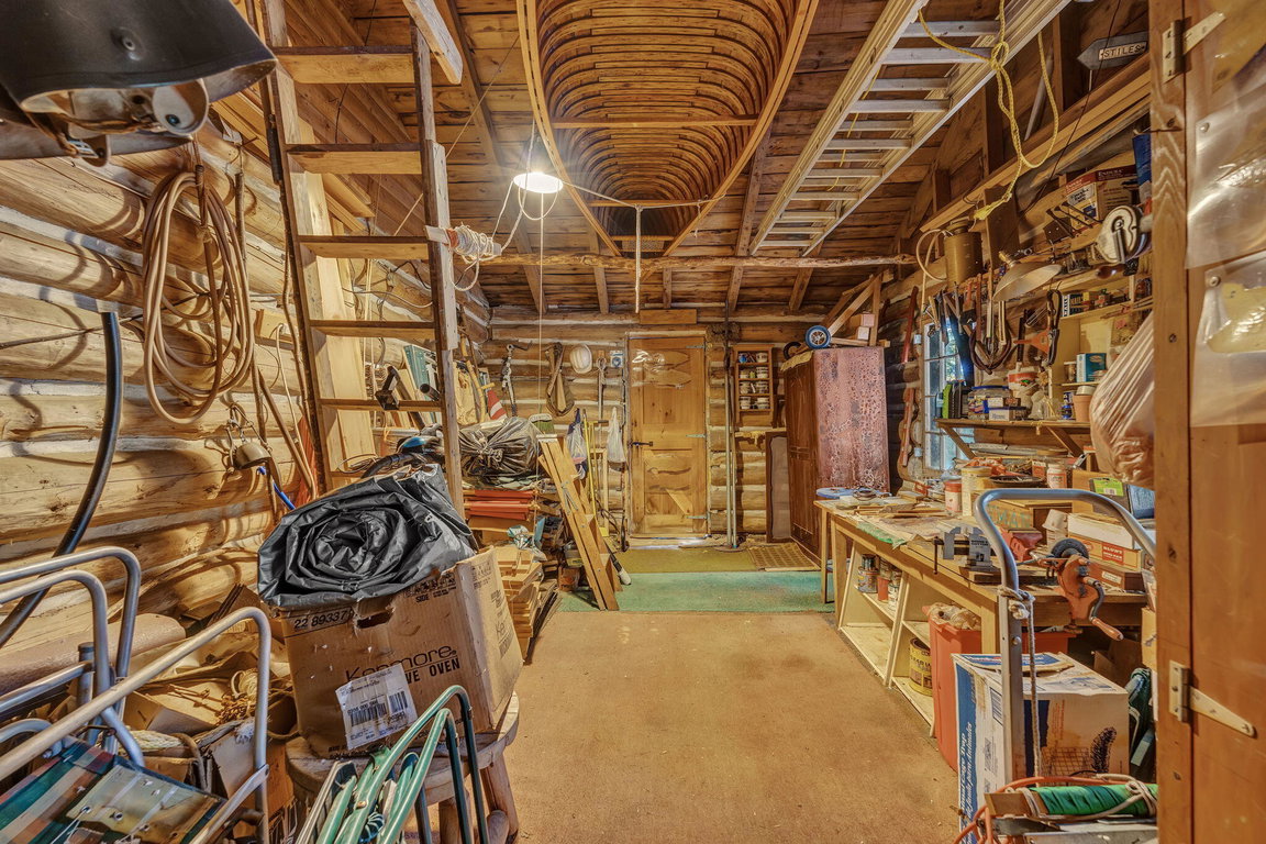 40-web-or-mls-25-dickens-farm-rd