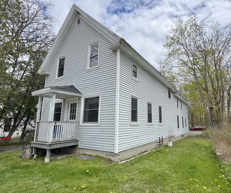 3 Park Street Orono