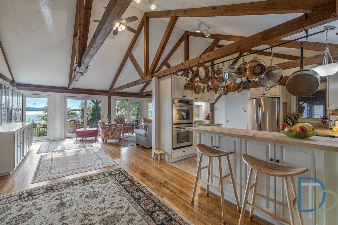 1035newburyneck - 7