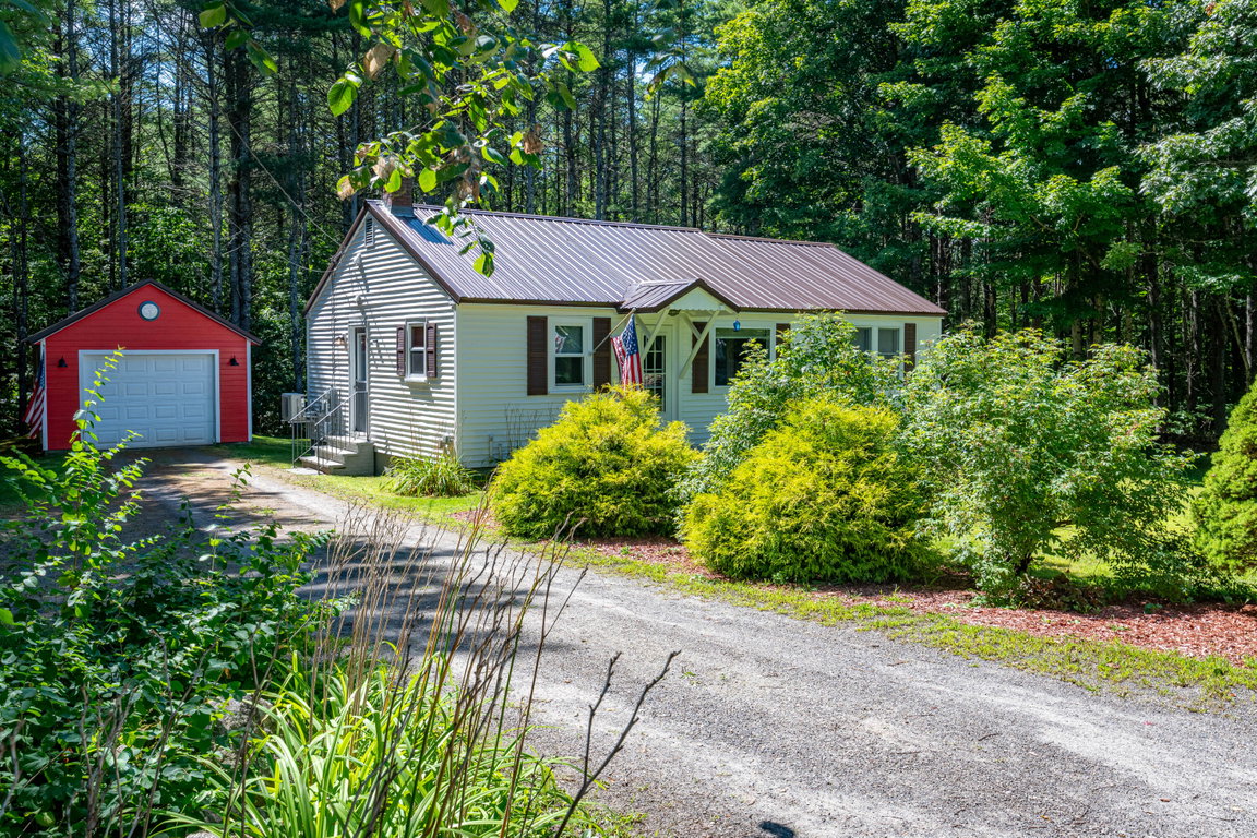 198 Hancock Pond Road Sebago