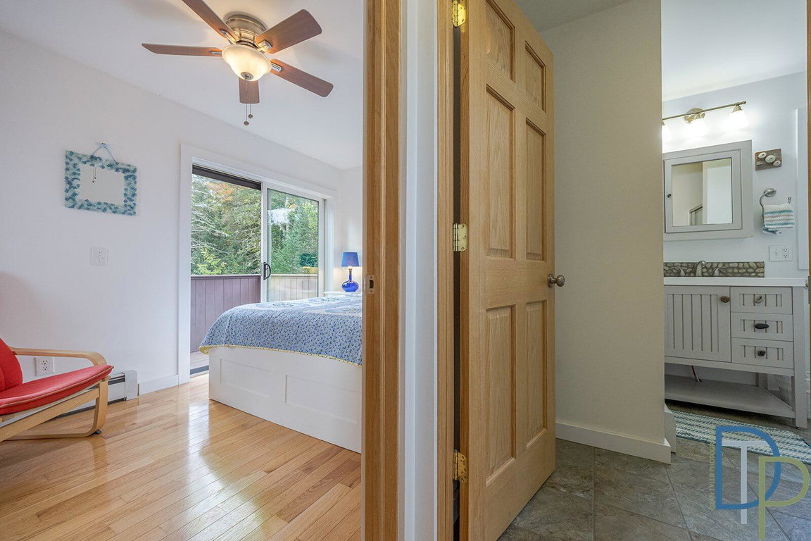 1035newburyneck - 44