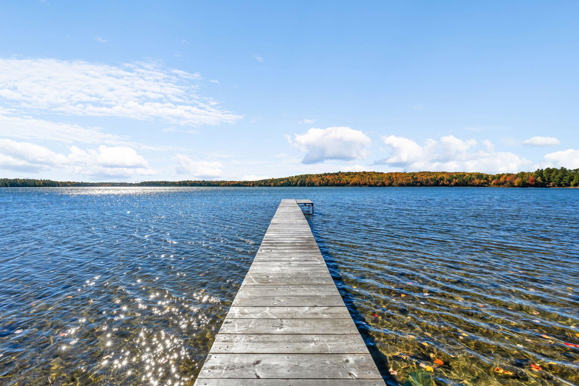 42-web-or-mls-25-dickens-farm-rd