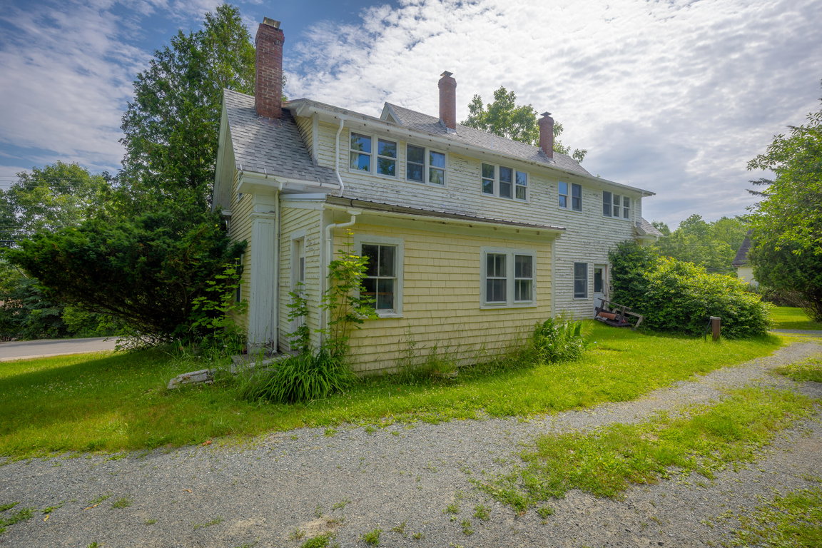 04-19 Newbury Neck Road-DTP