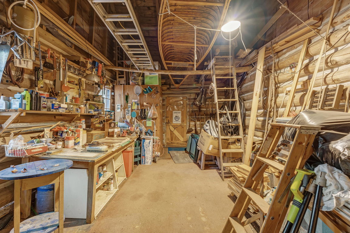 39-web-or-mls-25-dickens-farm-rd