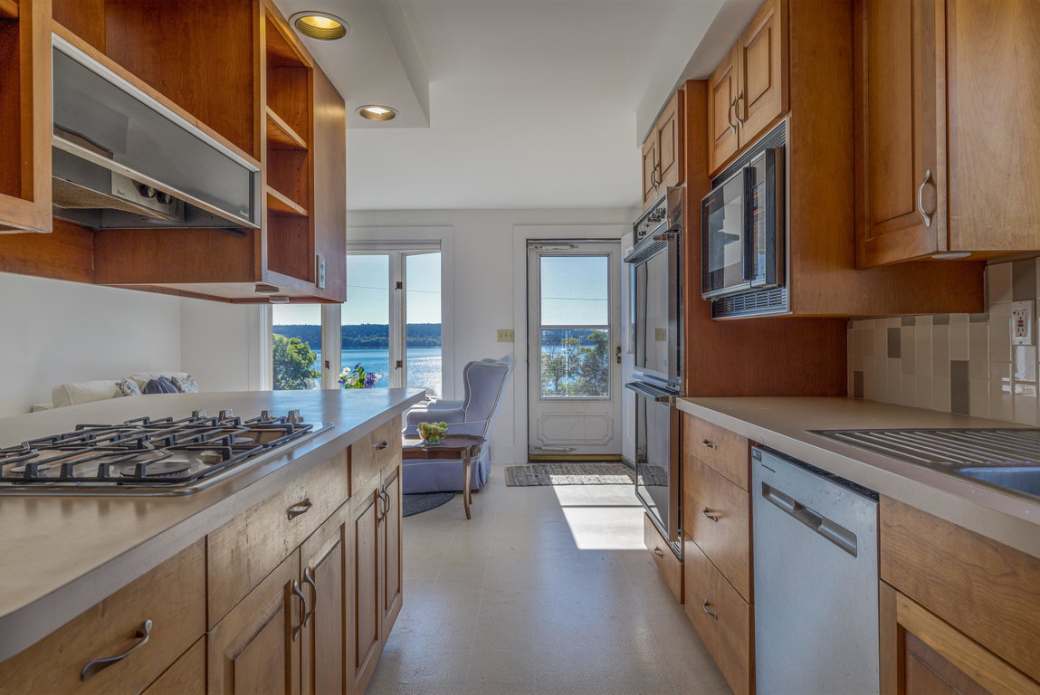 37-555 Falls Bridge Road-DTP