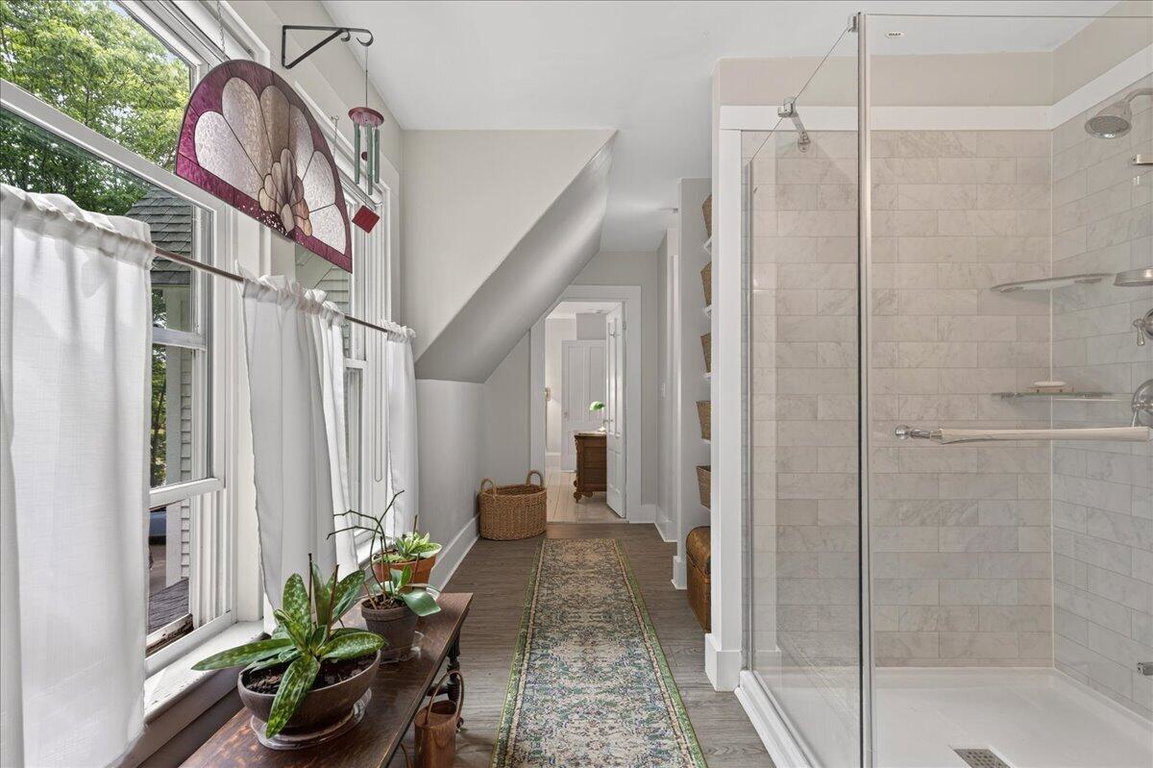 2nd floor Primary Bathroom