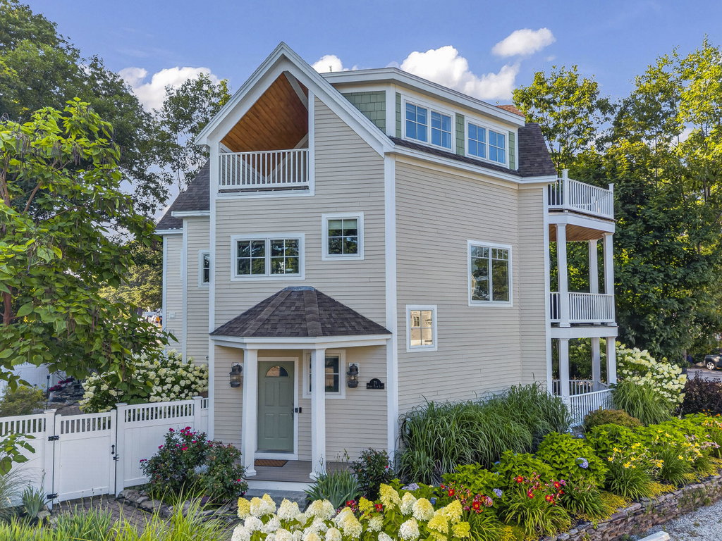 21 Beach Plum Lane Ogunquit
