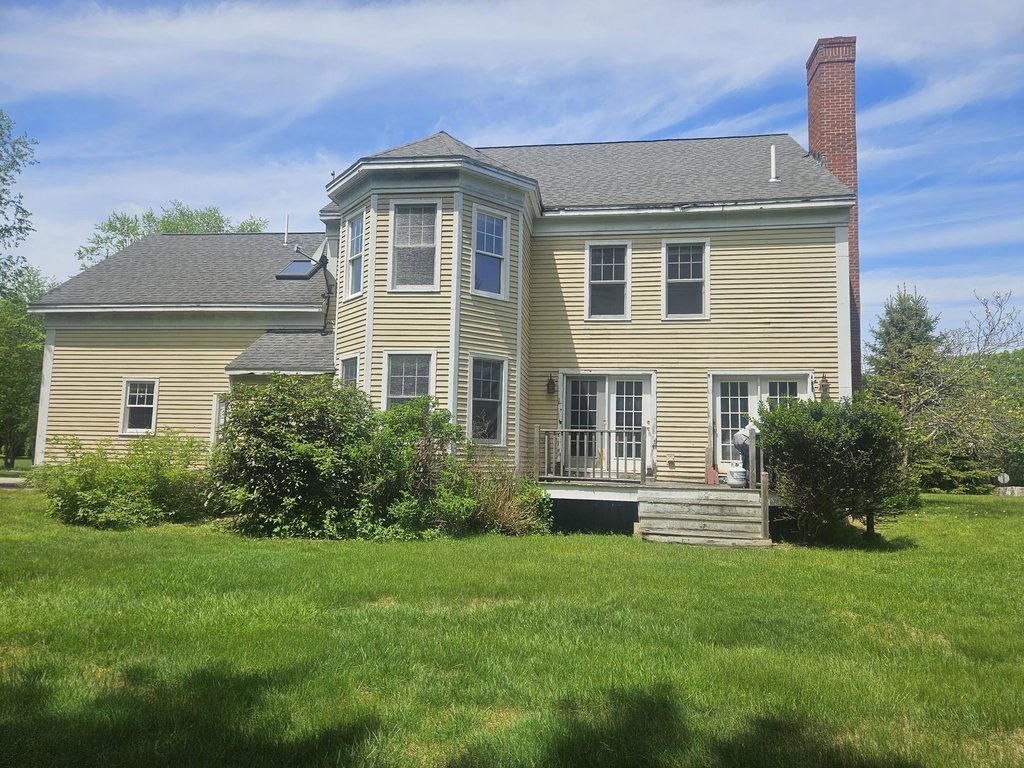 8 Days Landing Biddeford