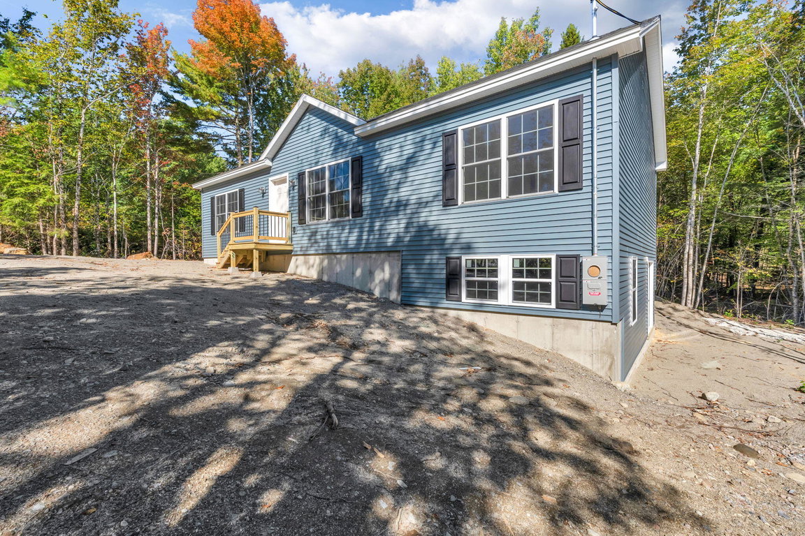 43-web-or-mls-63-bridgetwin-rd