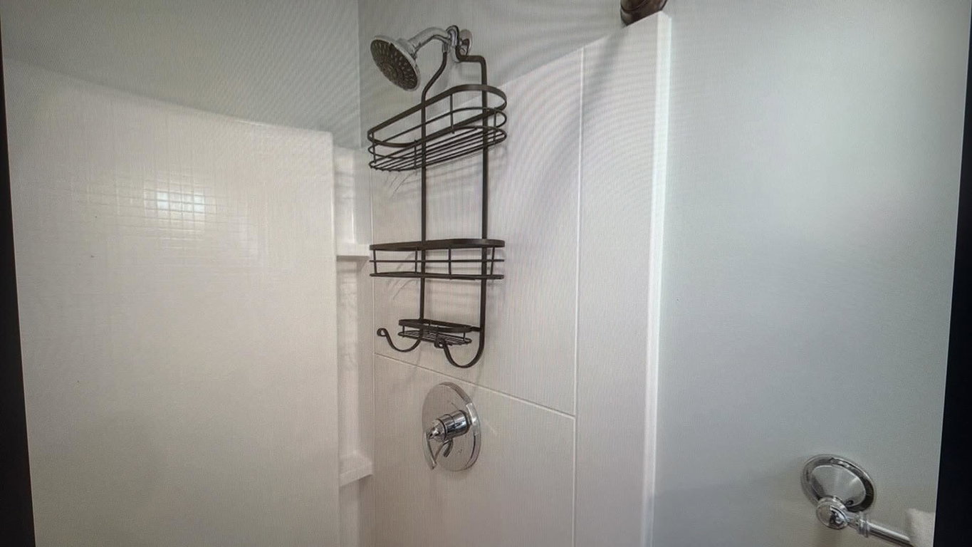328 b first shower