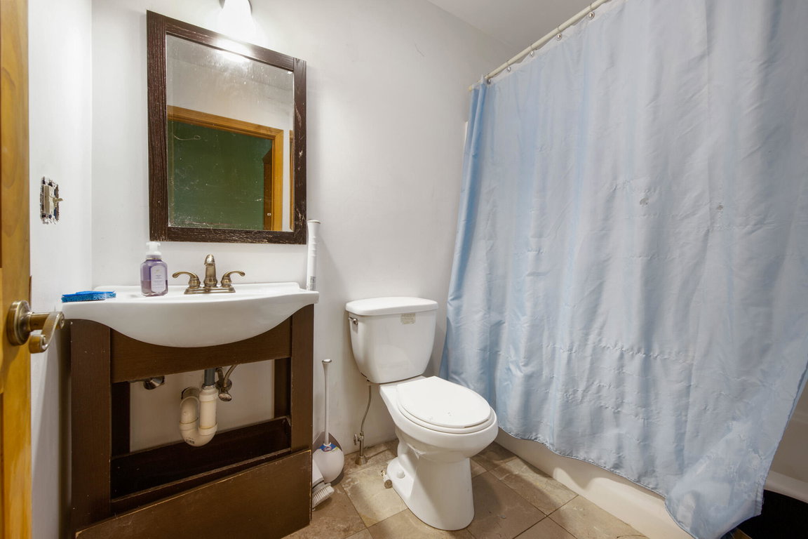 Upstairs hallway Bathroom