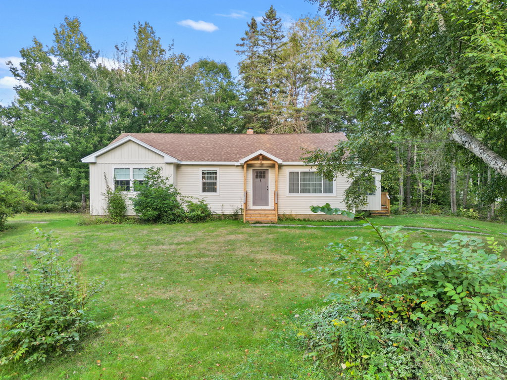 549 Hudson Road Glenburn