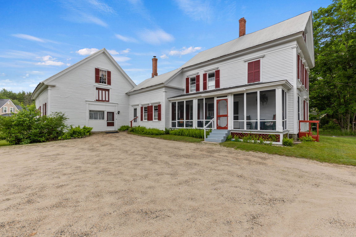 96 Maple Street Cornish