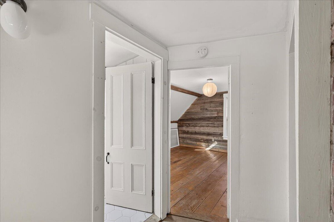 26-521 Morgan Bay Rd-52